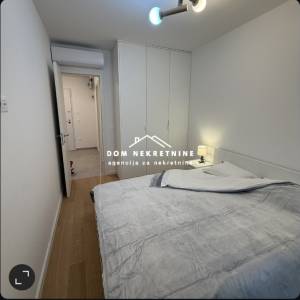 IZNAJMLJUJE SE STAN U ZAGREBU