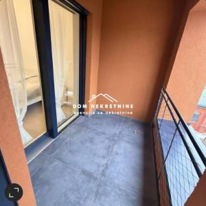 IZNAJMLJUJE SE STAN U ZAGREBU