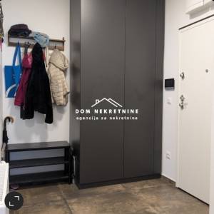 IZNAJMLJUJE SE TROSOBNI STAN U ZAGREBU ( BLATO )