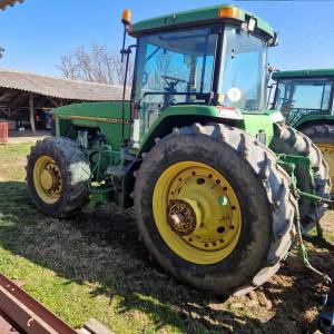 John Deere 8100