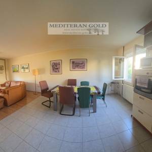 Kaštel Lukšić, kuća u nizu za prodaju