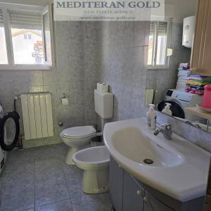 Kaštel Lukšić, kuća u nizu za prodaju