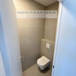 Kaštel Štafilić, novogradnja, trosoban stan blizu mora