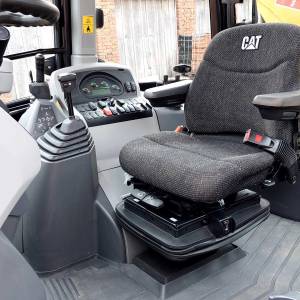 Kombinirka Caterpillar 434F2