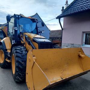 Kombinirka Caterpillar 434F2