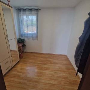 Kuća na osami,5000kvadrata,blizina Toplica i autoputa