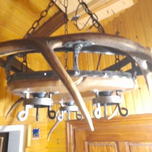 Luster od jelenskih rogova