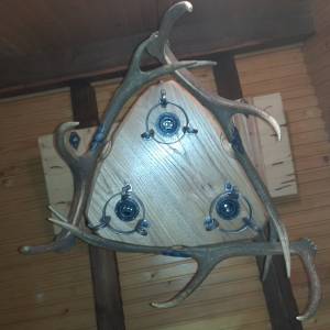 Luster od jelenskih rogova