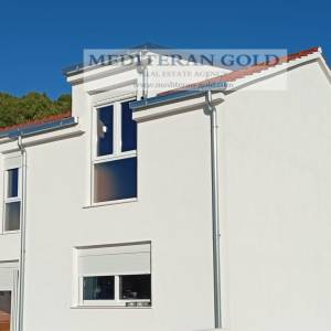 Marina, kuća za prodaju, u izgradnji