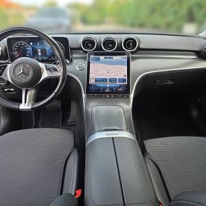 Mercedes C300e / MBUX / Avantgarde