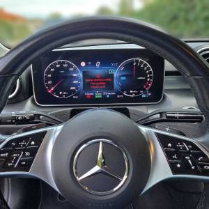 Mercedes C300e / MBUX / Avantgarde