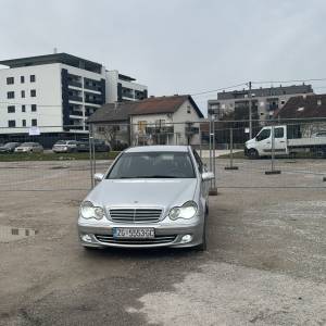 Mercedes w203 220 cdi 110kw