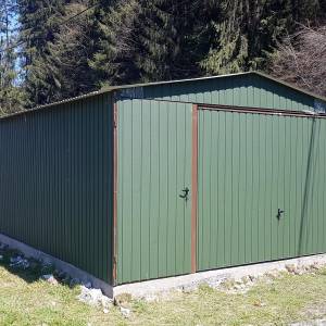 Metalna garaža 5x5m -tamnozelena mat