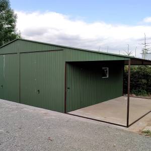 Metalna garaža 6x6m + nadstrešnica 2,5×6 – tamnozelena mat