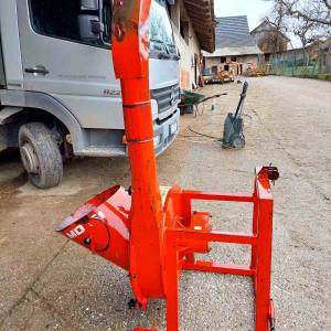 Mlin na traktorski pogon