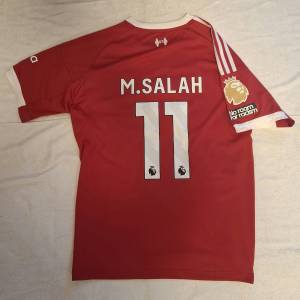 Mo Salah Liverpool 25/26 L domaci dres