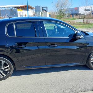 Peugeot 208 Allure 100