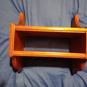 Polica za fiksni telefon