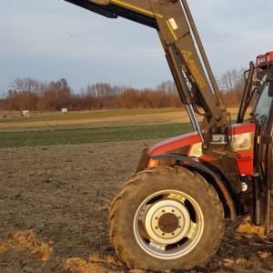 PREDNJI UTOVARIVAC CASE,NEW HOLLAND AGRAM Q655