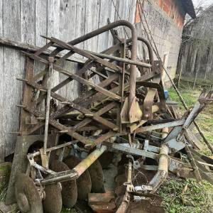 Priključci za traktor