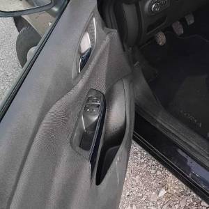 Prodaje se opel corsa e 1.2 ecko 2018g.sa prijeđeni 112200km.