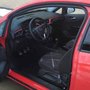 Prodaje se opel corsa e 1.4 turbo 2016g sa prijeđeni 110.500km reg.12.