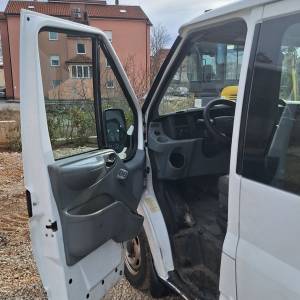 Prodajem Ford transit