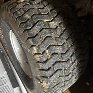 Prodajem traktor koslicu