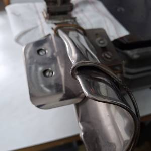 Prodaju se industrijski strojevi