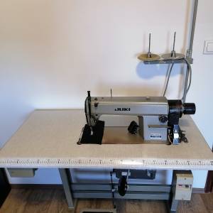 Prodaju se industrijski strojevi