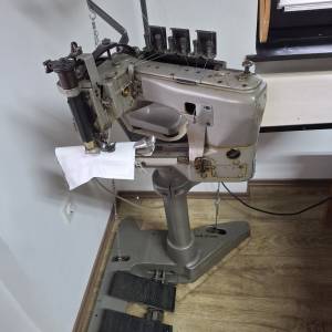 Prodaju se industrijski strojevi