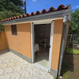 Pula - Monvidal ( Studenčeva ) 4-sobni stan 128m2, terasa, 1.kat