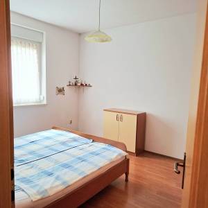 Pula - Monvidal ( Studenčeva ) 4-sobni stan 128m2, terasa, 1.kat