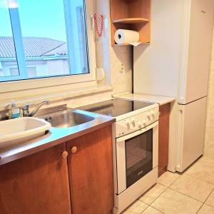 Pula - Monvidal ( Studenčeva ) 4-sobni stan 128m2, terasa, 1.kat