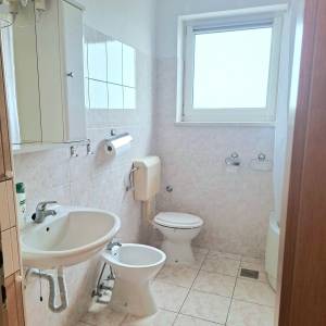 Pula - Monvidal ( Studenčeva ) 4-sobni stan 128m2, terasa, 1.kat