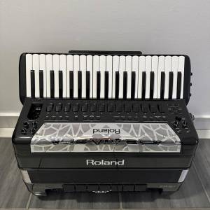 Roland FR 8 X