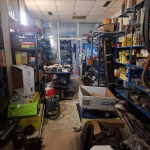 SESVETE  - TC Milenij, 2 vanjska lokala 30,34m2 + 17,80m2, parking