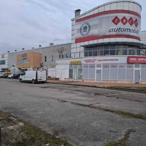 SESVETE  - TC Milenij, 2 vanjska lokala 30,34m2 + 17,80m2, parking