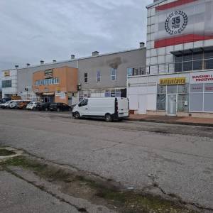 SESVETE  - TC Milenij, 2 vanjska lokala 30,34m2 + 17,80m2, parking