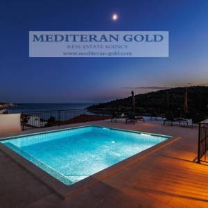 Sevid, prodaje se luksuzna villa