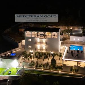 Sevid, prodaje se luksuzna villa