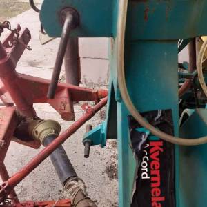 sijačica za kukuruz 4 reda pneumaska s dozatorima za gnoj 3200eura