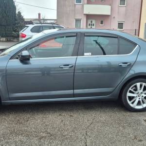 Škoda octavia 2019 1.6 tdi DSG, sport line, virtual cockpit