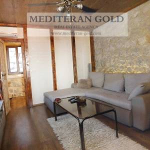 Split, Varoš, prodaje se kompletno renovirana i opremljena kamena kuća