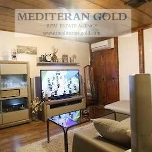 Split, Varoš, prodaje se kompletno renovirana i opremljena kamena kuća