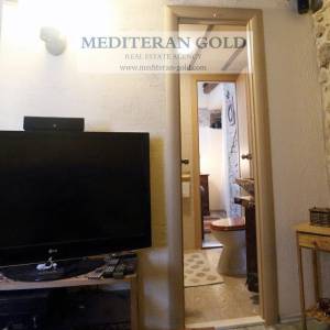 Split, Varoš, prodaje se kompletno renovirana i opremljena kamena kuća