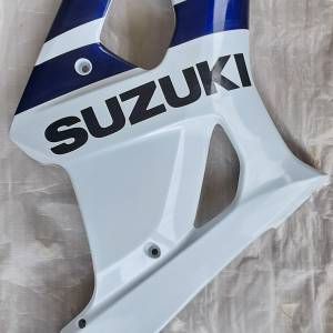 SUZUKI GSX-R 1000 - Desna bočna oplata NOVO!!!