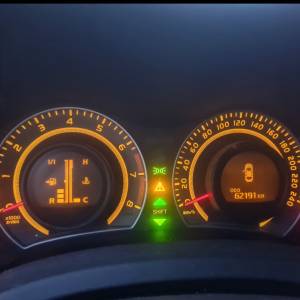 Toyota Auris 1.4 vvti  DIJELOVI
