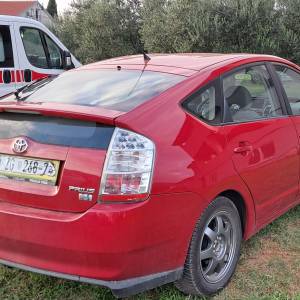 TOYOTA PRIUS 1.5 (2006.) benzinac – ZA DIJELOVE