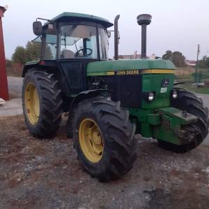 Traktor John Deere 3650